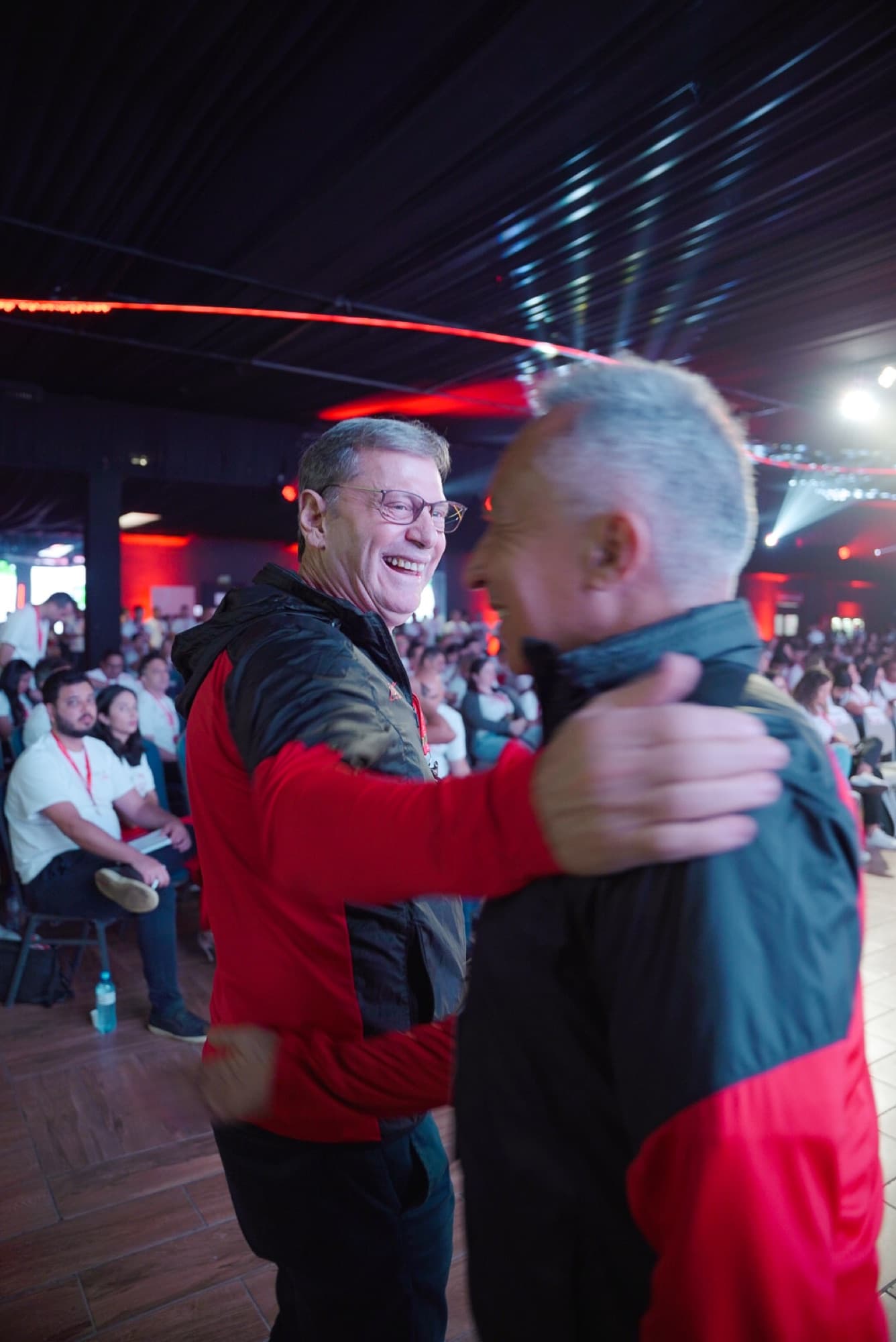 Convenção Solar Coca-Cola em Fortaleza, registro 3 — equipe, palco e ativação de marca